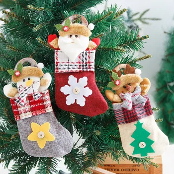 3 бр. Коледни Чорапи, Кърпа Дядо Коледа Чорап Подарък за Децата Чанта за бонбони Снежен човек Елен Джоба Подвесное Украса На Коледна елха на Нова Година #25