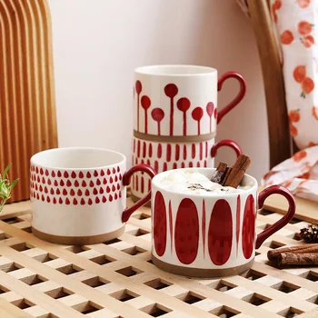 450 мл Скандинавски чиста Червена утайка от чаша с няколко шарени, на Чаша с дръжка, Персонализирана чаша с ръчно рисувани, креативните керамични чаши