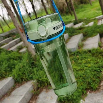 Силиконовата капачка за чаша вода с творчески регулируема каишка, аксесоари за ваучър за подарък чаша за вода